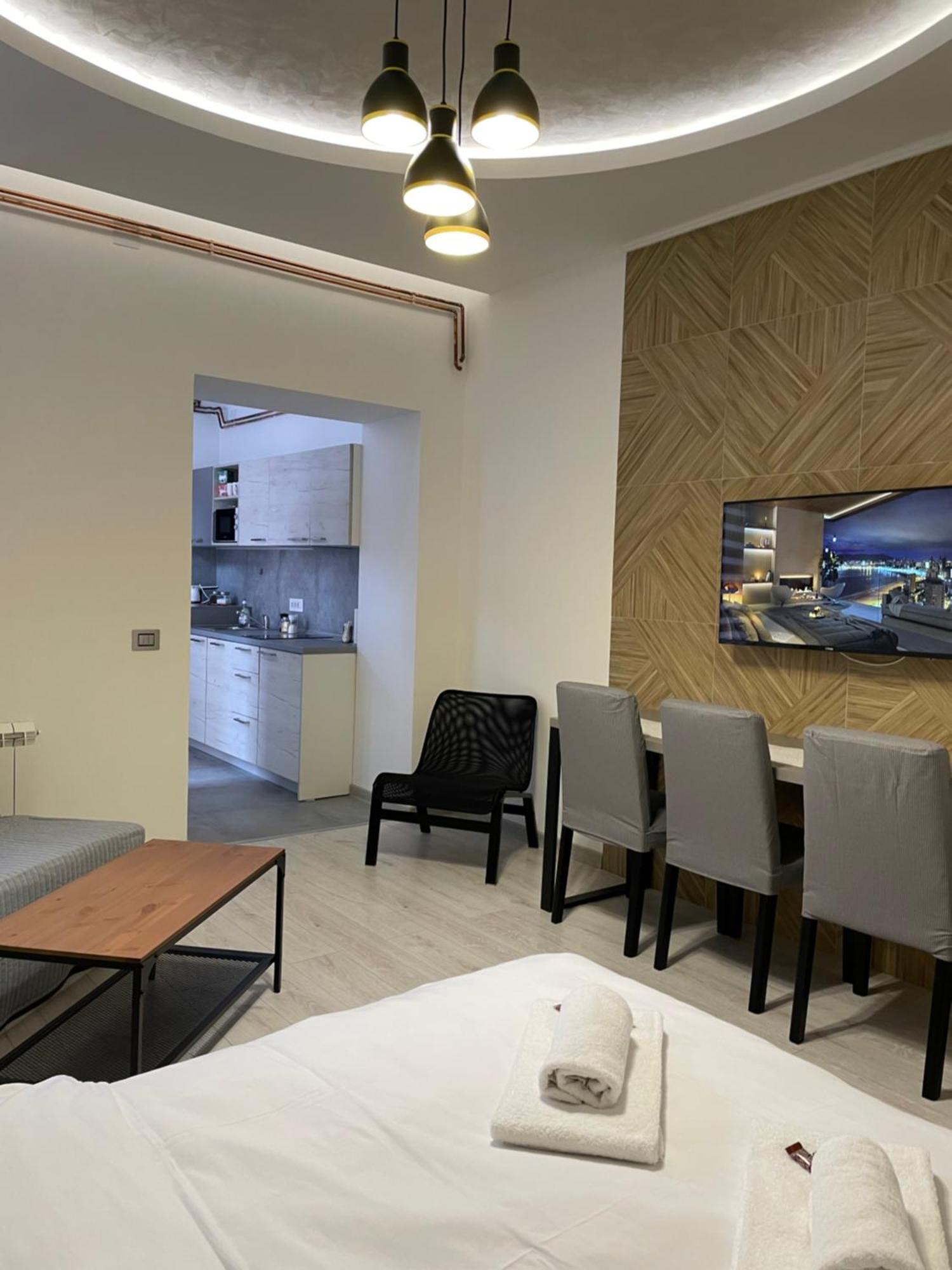 Urban Apartments Суботица Экстерьер фото